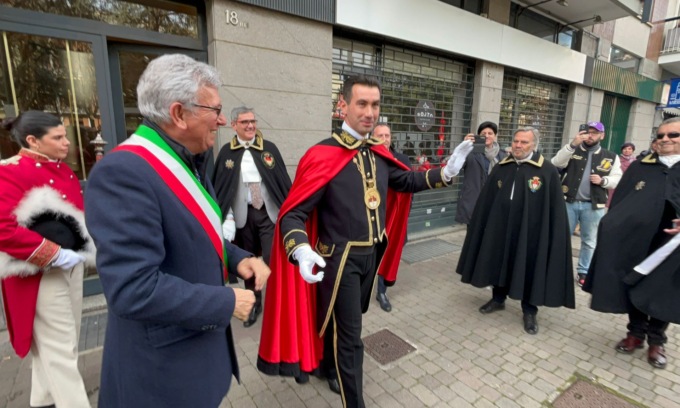 Carnevale Di Chivasso L Investitura Dell Abb Marcello Sesia Le