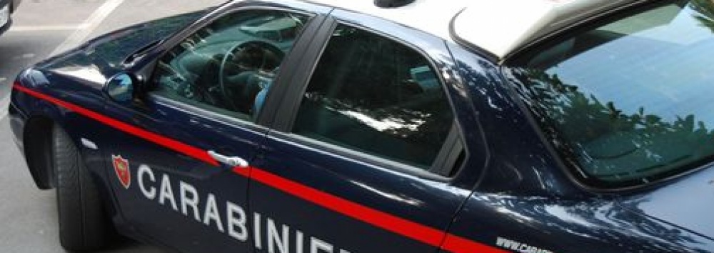 Aveva picchiato e rapinato due donne: arrestato grazie ai suoi post e foto su Facebook
