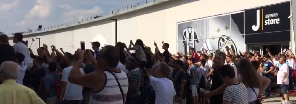 Festa bianconera per il Pipita Higuain