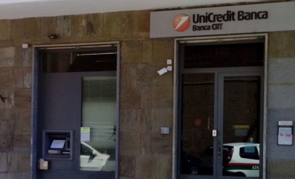 Tentati furti all’Unicredit: falliti i due tentativi
