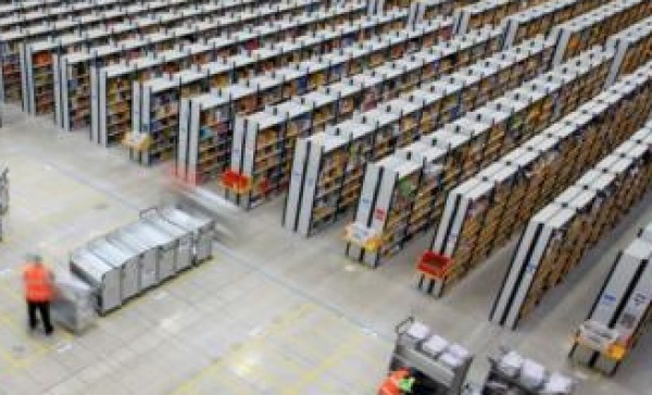 Amazon cerca 100 giovani lavoratori