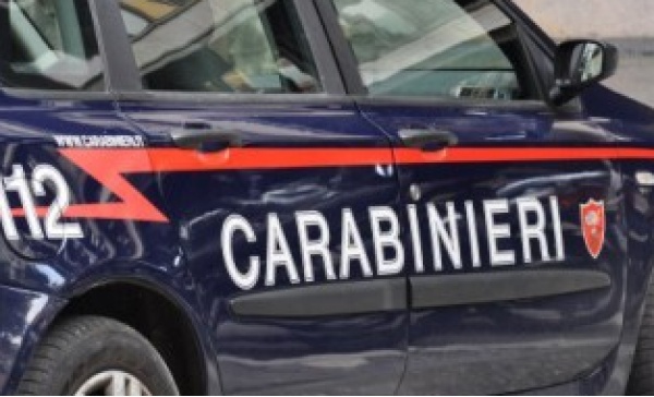 Caccia al pirata della strada: investe un bimbo e poi fugge