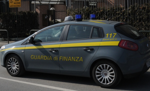 Caduta, è rimasta per ore pregioniera in casa