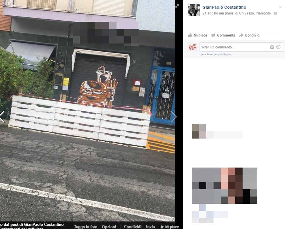 Il dehor che occupa il parcheggio disabile: la replica della giunta