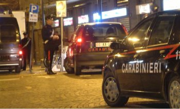 Rapinava le prostitute per mantenere la famiglia