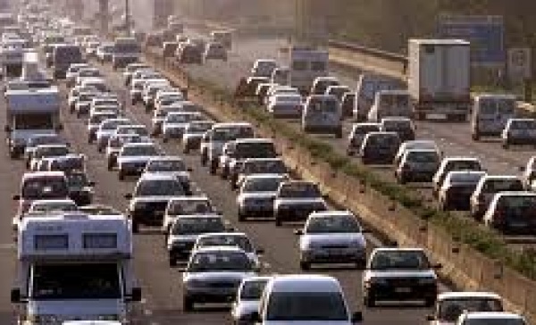 Weekend da bollino rosso sulle autostrade verso mare e montagna