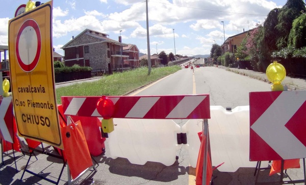 Settimo, il cavalcavia di corso Piemonte a senso unico fino a fine agosto