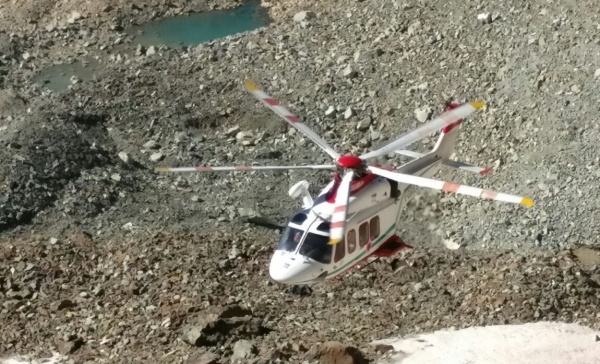 Il Soccorso Alpino recupera un alpinista morto