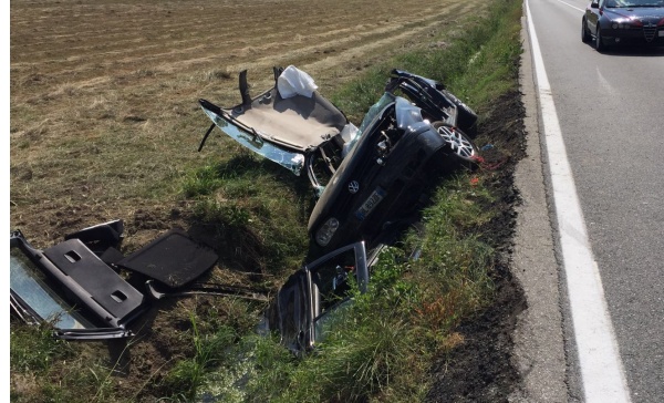 Ennesimo incidente stradale sulla statale 26: tre feriti alla Carolina di Caluso