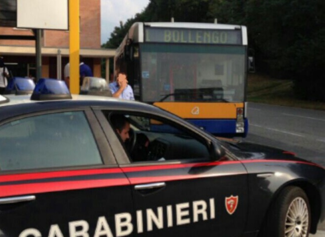 Scattano controlli dei carabinieri sugli autobus in Canavese