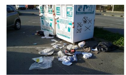 Ancora atti vandali ai danni dei raccoglitori di abiti usati a Settimo