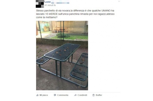 Sporcano con escrementi la panchina dei ragazzi nel parco a San Mauro