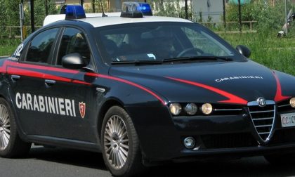 Attenti alla Giulietta nera e alla Giulietta rossa: chiamate i carabinieri