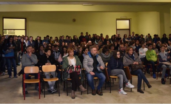 La Fondazione Agnelli premia il liceo scientifico Newton: ottavo posto nella classifica provinciale