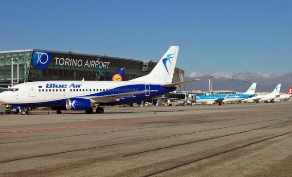 Contagi in aumento, controlli intensificati all’aeroporto di Caselle