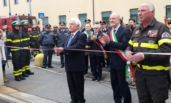 Chivasso, come aiutare i vigili del fuoco per l’acquisto di un nuovo mezzo