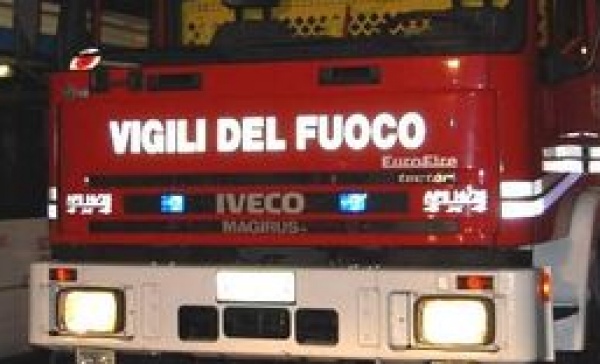Incendiate quattro  auto a Borgo Vittoria