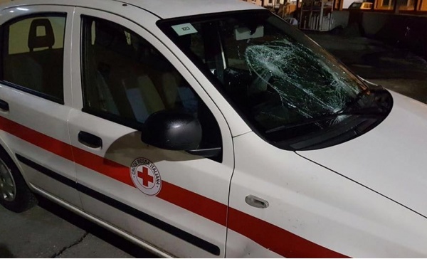 Ubriachi aggrediscono un operatore della Croce Rossa a Porta Palazzo