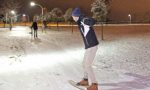 Settimo, il parco De Gasperi innevato diventa una pista da snowboard