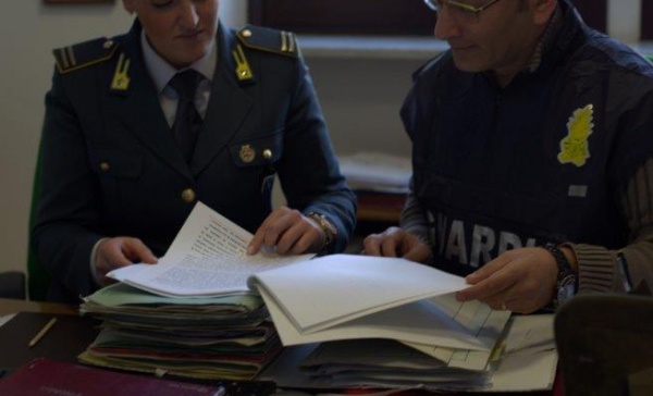 Evade il Fisco per 350mila euro: nei guai un medico in pensione e docente universitario