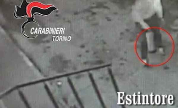 Sequestri di persona, rapine e spaccate: sgominata banda