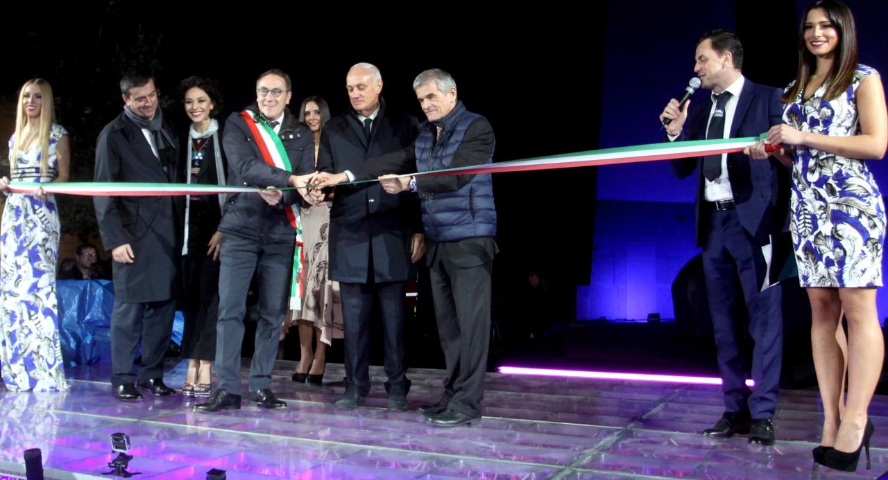 Torino Outlet Village, oggi super sconti