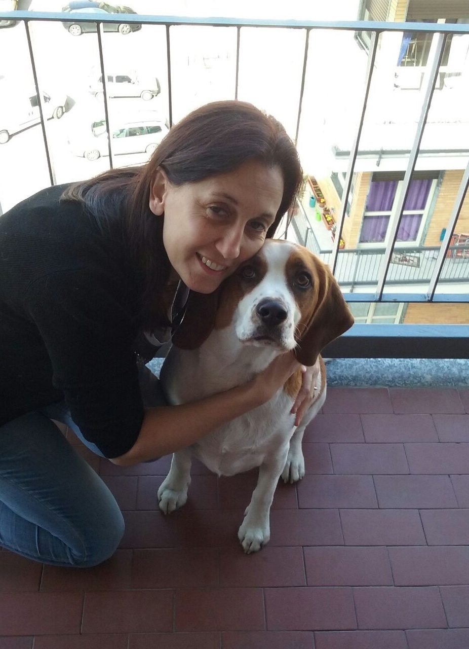Un pazzo tenta di avvelenare i cani