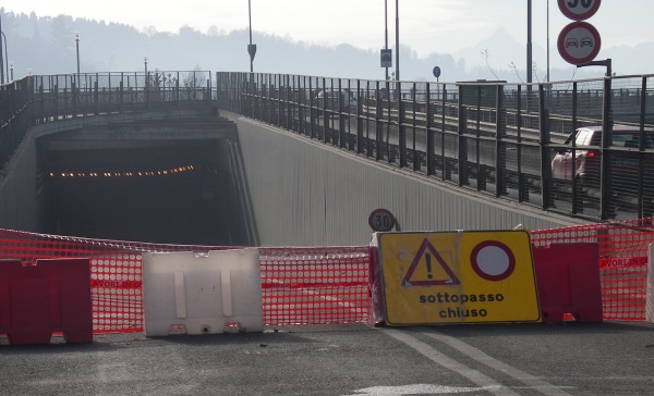San Mauro, chiuso al traffico il tunnel