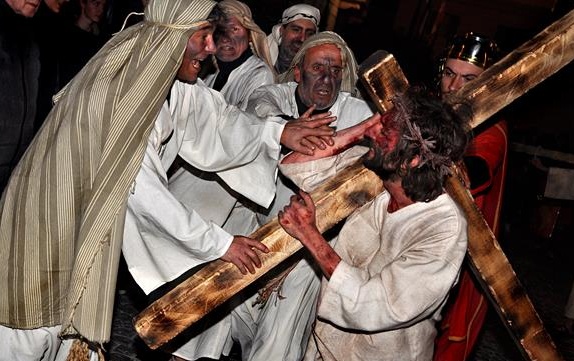 Stasera alle 21 la Santa Passione di Cristo