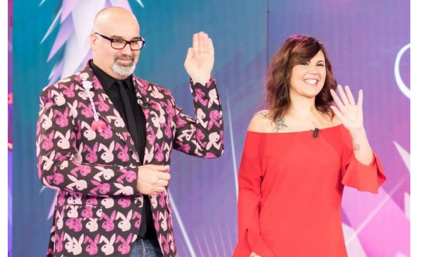 Torrazza, a Detto Fatto Monica si rifà il look