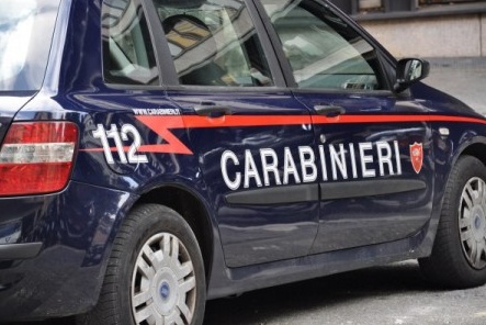 Truffa paga telefonino ma non lo riceve