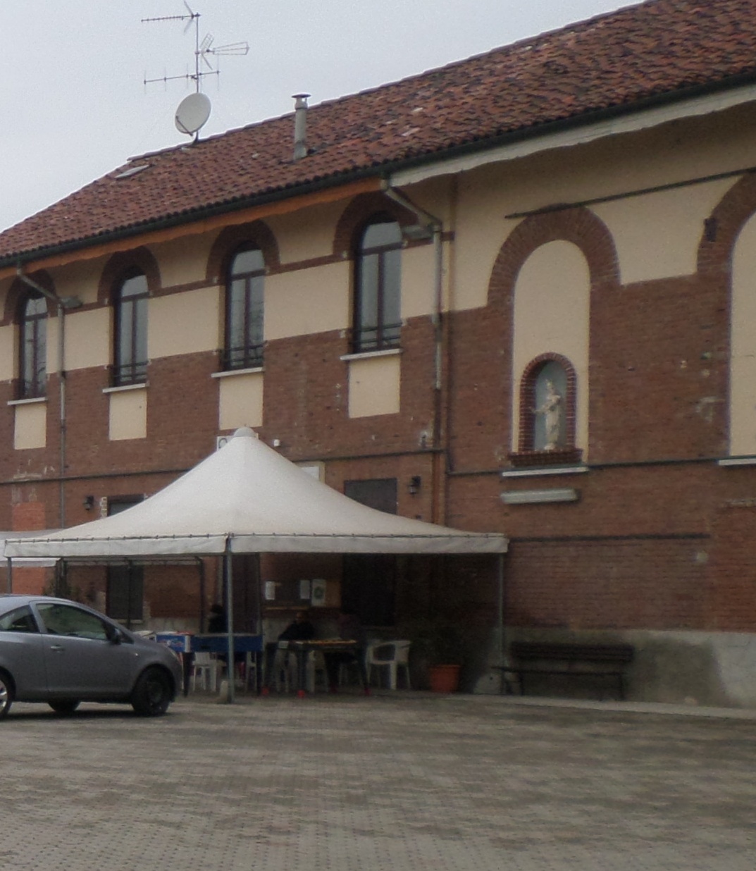 Blitz a Saluggia, trovata droga all’oratorio