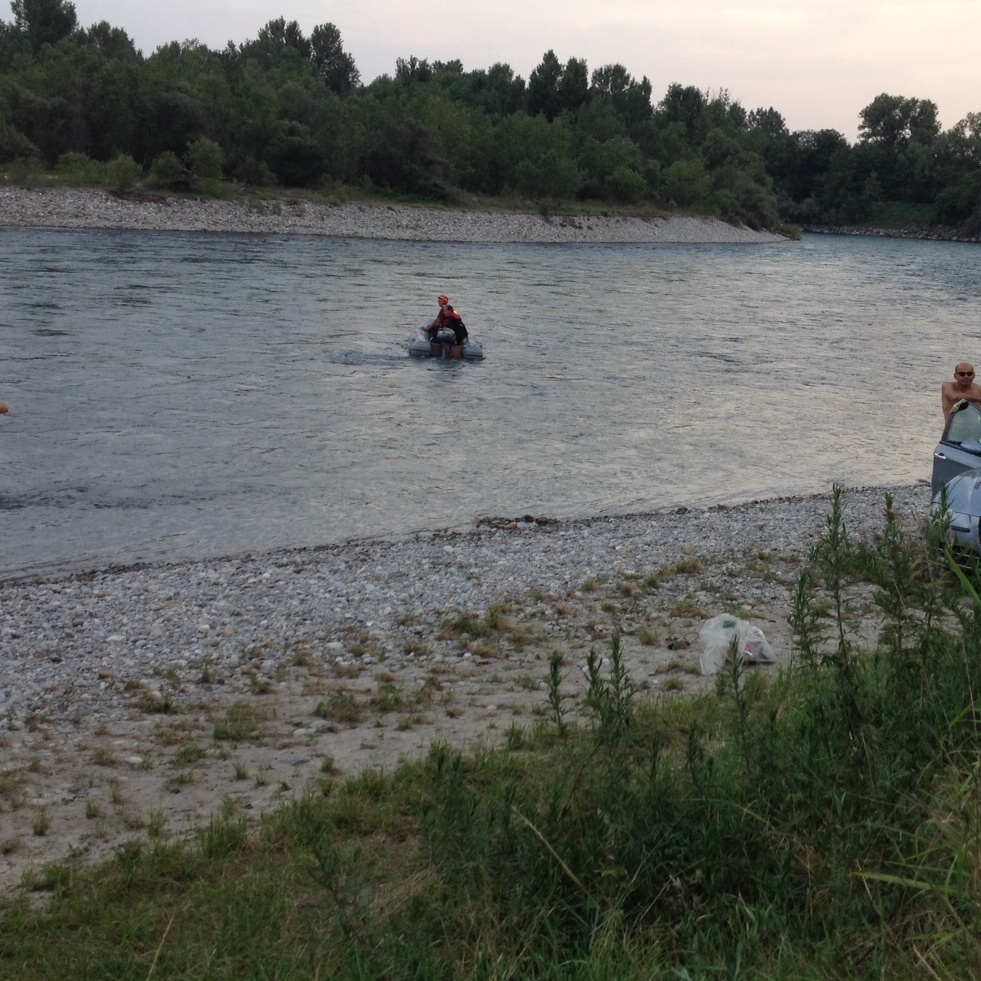 Ragazzo muore annegato nel lago
