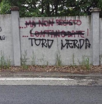 Scritte offensive sul Grande Torino