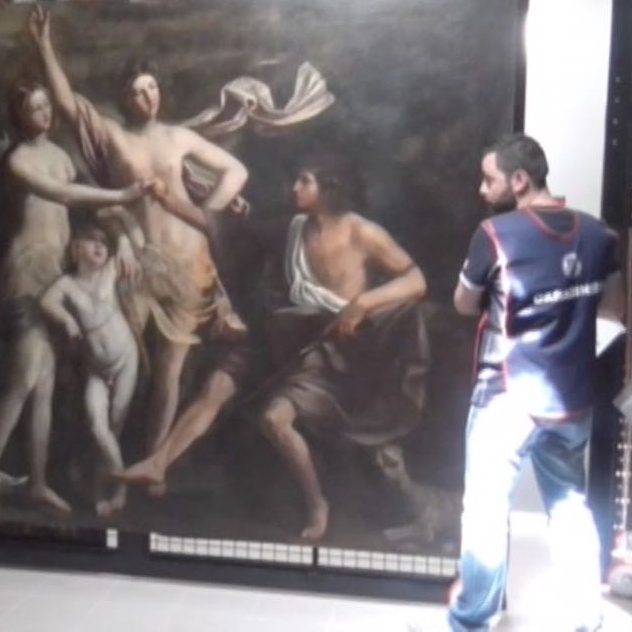 Truffavano antiquari e collezionisti: denunciati