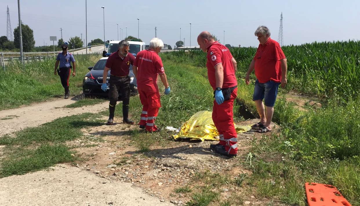 Chivasso, scivola nel canale: muore pensionato