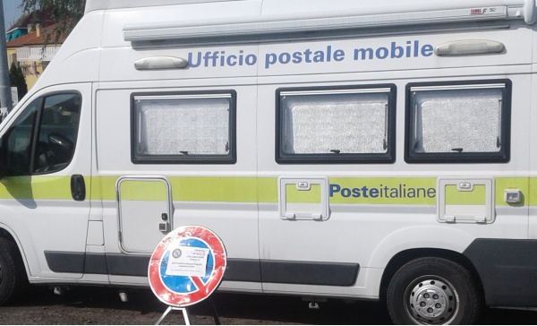 Gassino, lunedì 19 entra in funzione l’ufficio postale mobile
