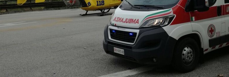 Incidente mortale, al cadavere rubano soldi e documenti