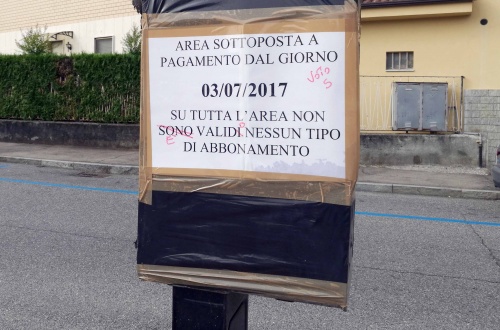Settimo, il “Giustiziere della Grammatica” in azione contro le zone blu