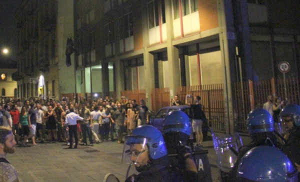 Torino,  ancora polemiche dopo gli scontri in piazza Santa Giulia contro la Movida