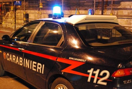 Spari contro una carrozzeria, sequestrati due bossoli