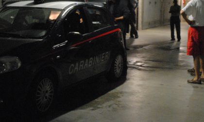 Brandizzo, sfondano venti garage: arrestati