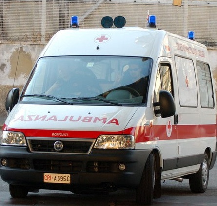 Incidente stradale: motociclista in coma