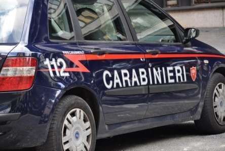 Spara contro l’auto della sua ex: denunciato