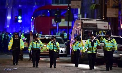 Esplosione a Londra: colpito un treno della metropolitana