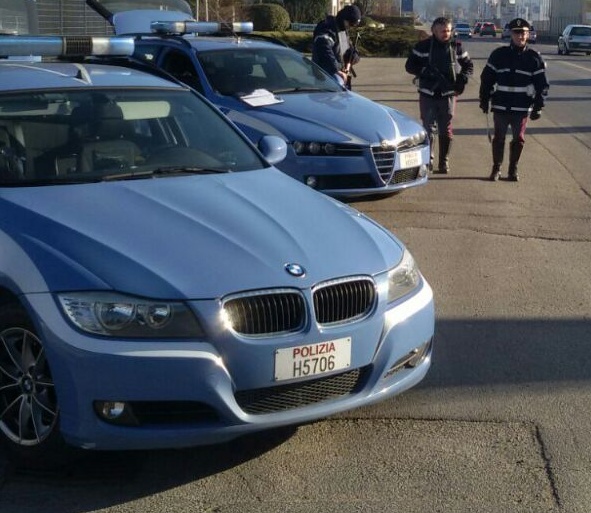 Si ferisce mentre minaccia la sua ex: arrestato