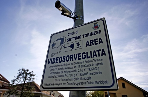 Basta vandali arrivano tre nuove telecamere
