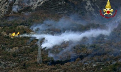 Incendi boschivi massima allerta in provincia. Foto e Video