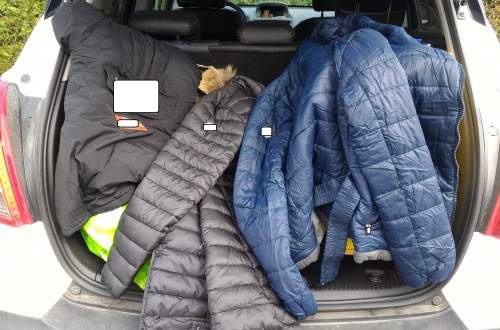 Vestiti falsi venduti su internet 8 denunciati