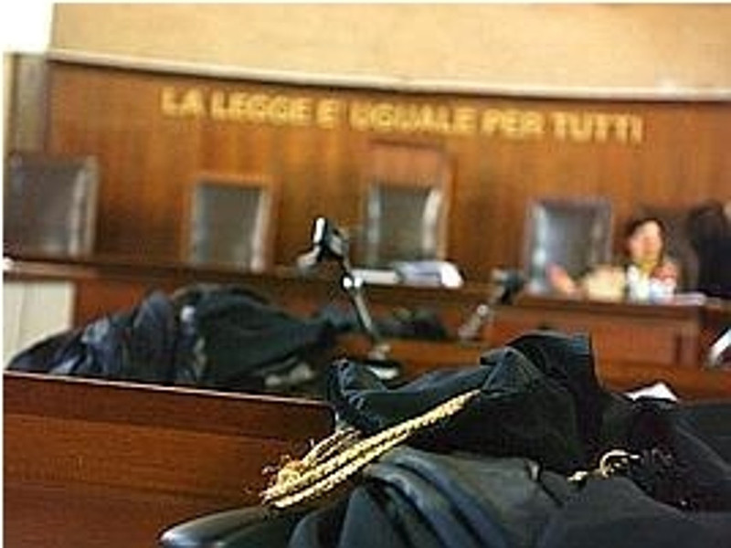 Maltrattamenti in famiglia condanna di 20 mesi